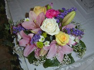Signing table arrangement