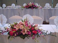Head table arrangements