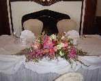 Head table arrangement