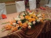 Head table arrangement