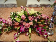 Head table arrangement